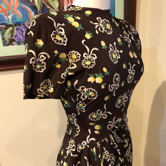 Vintage 40's Brown Cold Rayon Floral Print Iconic WWII Era Historic Dress - XS - Picture 9 of 16
